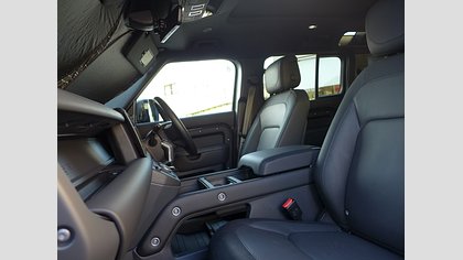 Defender 110 26