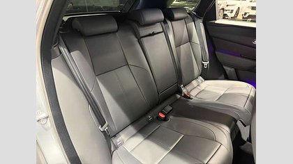 Range Rover Velar 13