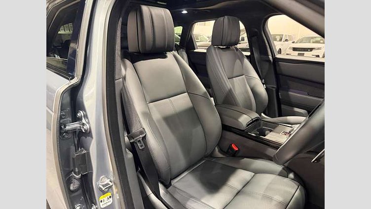 2025 認定中古車 Land Rover Range Rover Velar ザダルグレイ P400eプラグインハイブリッド（ガソリン） スタンダードホイールベース Autobiography