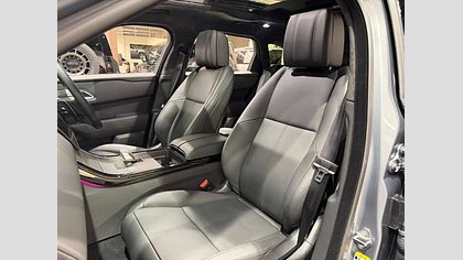 Range Rover Velar 14