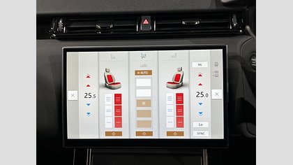 Range Rover Velar 14
