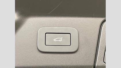 Range Rover Velar 17