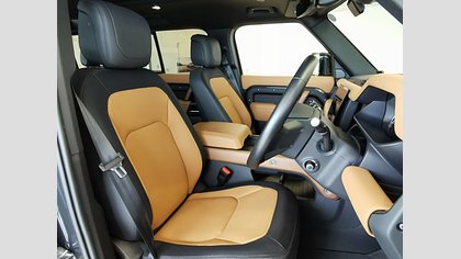 Defender 110 2