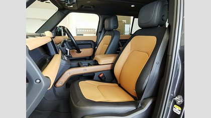 Defender 110 3