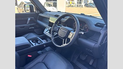 Defender 130 15