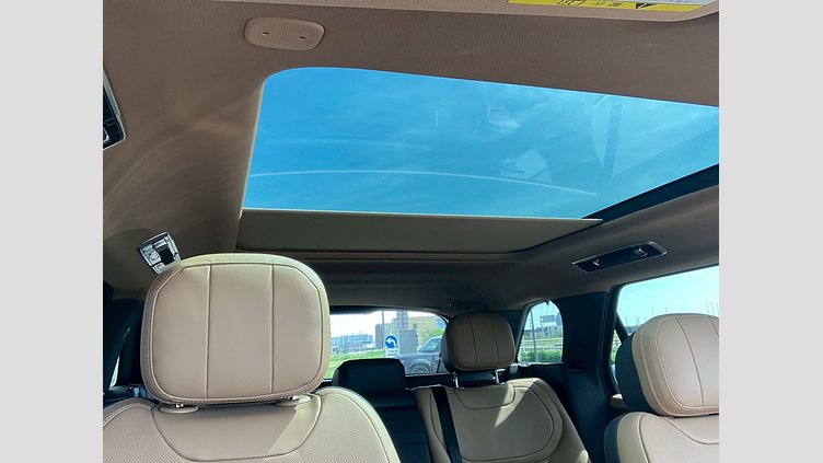 2024 認定中古車 Land Rover Range Rover Sport オストゥーニパールホワイト D300マイルドハイブリッド スタンダードホイールベース Dynamic SE