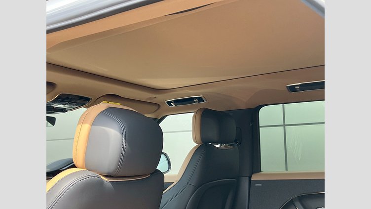 2024 認定中古車 Land Rover Range Rover Sport オストゥーニパールホワイト D300マイルドハイブリッド スタンダードホイールベース Dynamic SE