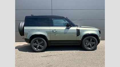 Defender 90 2
