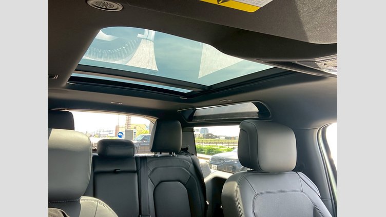 2024 認定中古車 Land Rover Range Rover Evoque フジホワイト D200マイルドハイブリッド（ディーゼル） Standard Wheelbase DYNAMIC SE