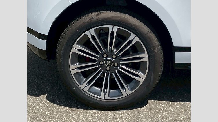 2024 認定中古車 Land Rover Range Rover Evoque フジホワイト D200マイルドハイブリッド（ディーゼル） Standard Wheelbase DYNAMIC SE