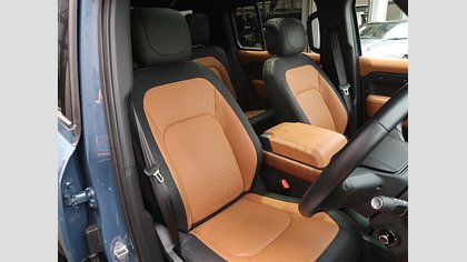 Defender 110 43