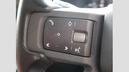 Defender 110 47