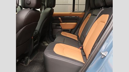 Defender 110 46