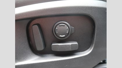 Defender 110 51