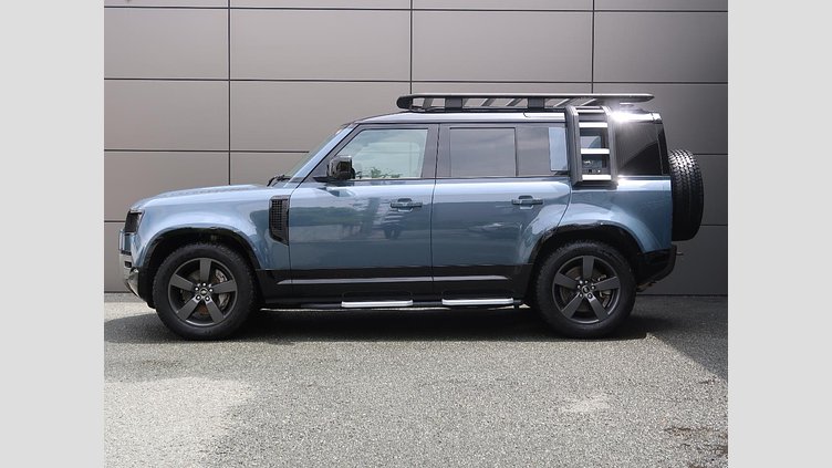 2022 認定中古車 Land Rover Defender 110 タスマンブルー D300 AWD（AT） X-DYNAMIC HSE