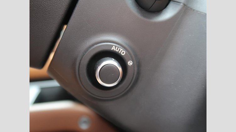 2022 認定中古車 Land Rover Defender 110 タスマンブルー D300 AWD（AT） X-DYNAMIC HSE