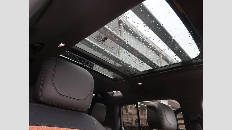 2022 認定中古車 Land Rover Defender 110 タスマンブルー D300 AWD（AT） X-DYNAMIC HSE