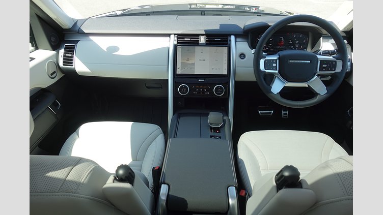 2024 認定中古車 Land Rover Discovery カルパチアングレイ D350マイルドハイブリッド（ディーゼル） Dynamic SE