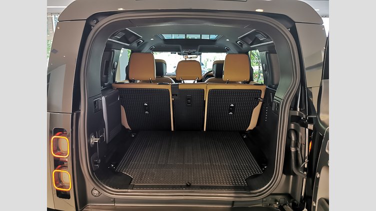 2023 認定中古車 Land Rover Defender 110 カルパチアングレイ P525 AWD (AT) V8 CARPATHIAN EDITION