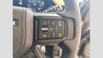 Defender 110 26