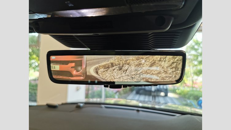 2024 認定中古車 Land Rover Range Rover Evoque アロイオスグレイ D200マイルドハイブリッド（ディーゼル） スタンダードホイールベース S
