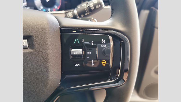 2024 認定中古車 Land Rover Range Rover Evoque アロイオスグレイ D200マイルドハイブリッド（ディーゼル） スタンダードホイールベース S