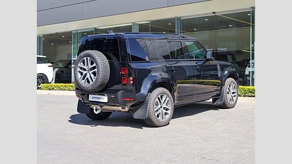 Defender 110 6