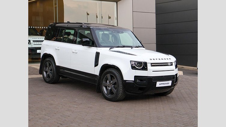 2025 Approved Land Rover Defender 110 Fuji White This 2025 Land Rover Defender 110 D350 X-Dynamic HSE in Fuji White combines serious off-road ability with luxury daily comfort. Powered by a 3.0L i6 turbo diesel producing 257 kW and 700 Nm. 2025 Defender D350 HSE X- Dynamic 