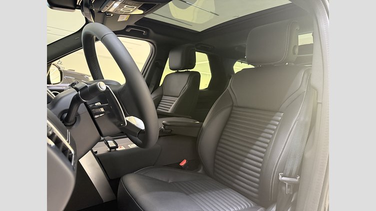 2026 Ny Land Rover Discovery Santorini Black (svart färg) D350 Diesel Mild Hybrid Dynamic SE