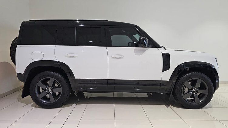 2024 Approved Land Rover Defender 110 Fuji White All Wheel Drive X-Dynamic HSE 350PS Auto