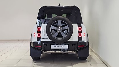 Defender 110 5