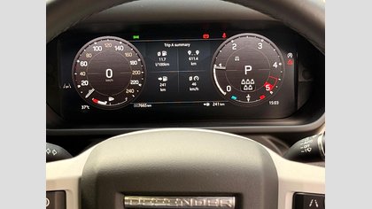 Defender 110 14
