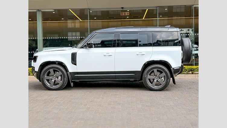 2024 Approved Land Rover Defender 110 Fuji White 2024 Land Rover Defender 110 D300 X-Dynamic HSE in Fuji White, backed by a factory warranty up to 100 000 km and full franchise service history for peace of mind. 2024 Land Rover Defender D300 X-Dynamic HSE 
