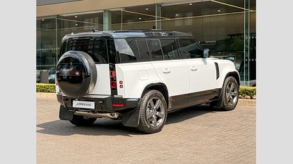 Defender 110 6