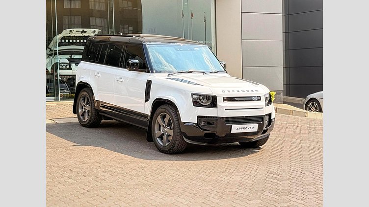 2024 Approved Land Rover Defender 110 Fuji White 2024 Land Rover Defender 110 D300 X-Dynamic HSE in Fuji White, backed by a factory warranty up to 100 000 km and full franchise service history for peace of mind. 2024 Land Rover Defender D300 X-Dynamic HSE 