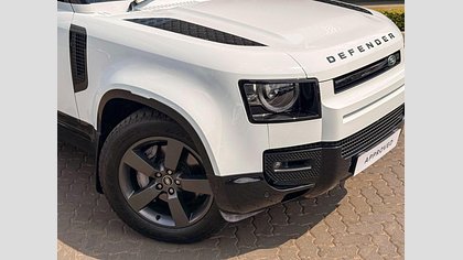 Defender 110 12