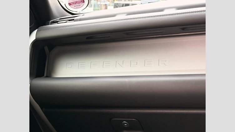 2024 Approved Land Rover Defender 110 Fuji White 2024 Land Rover Defender 110 D300 X-Dynamic HSE in Fuji White, backed by a factory warranty up to 100 000 km and full franchise service history for peace of mind. 2024 Land Rover Defender D300 X-Dynamic HSE 