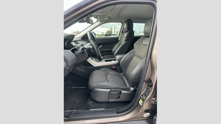 2018 Вживаний Land Rover Range Rover Evoque Kaikoura Stone 2.0 litre i4D Diesel Pure