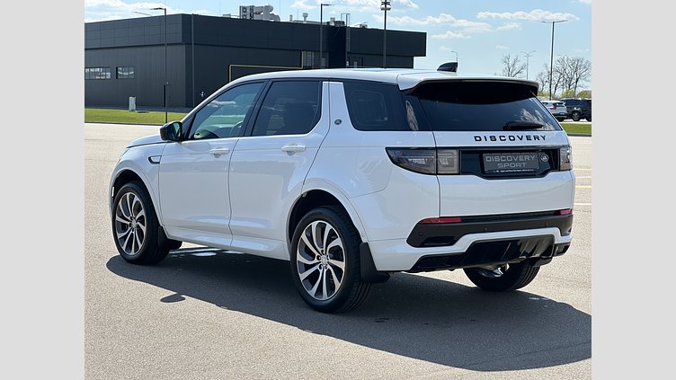 2022 Вживаний Land Rover Discovery Sport Fuji White 2.0 litre i4P​ R-Dynamic S