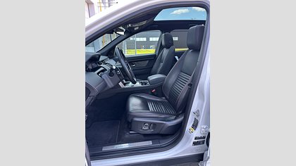 Discovery Sport 9