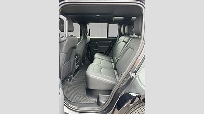 Defender 110 10