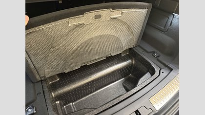 Range Rover Velar 23