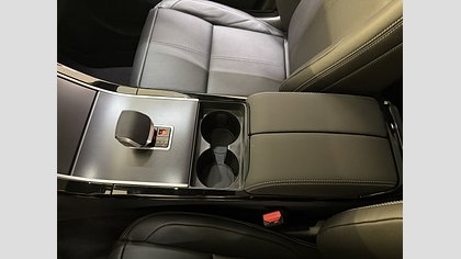 Range Rover Velar 13