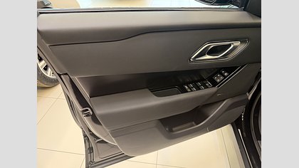 Range Rover Velar 6