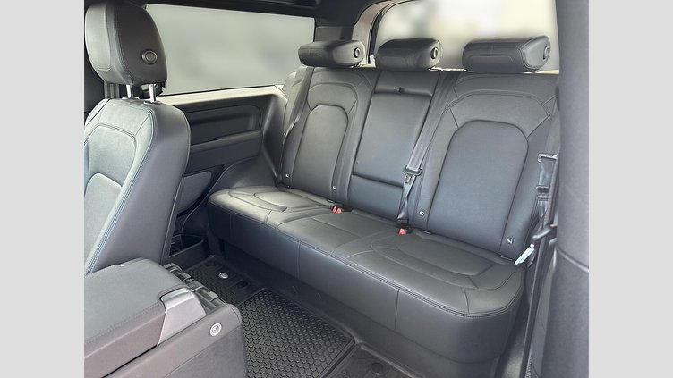 2022 Używany Land Rover Defender 90 Santorini Black D300 AWD Auto MHEV SE