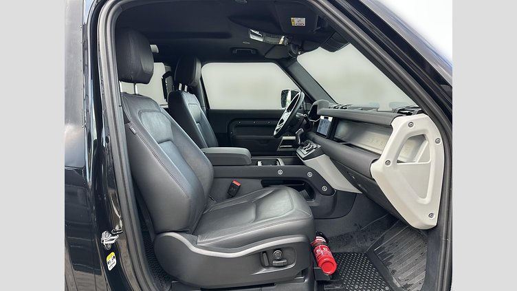 2022 Używany Land Rover Defender 90 Santorini Black D300 AWD Auto MHEV SE