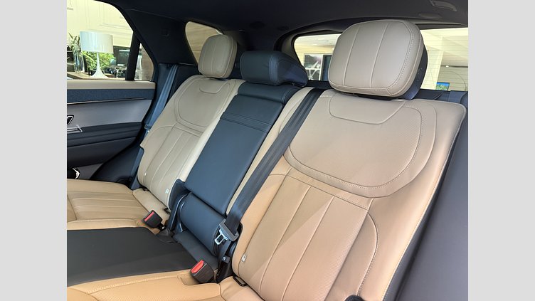 2025 Ny Land Rover Range Rover Sport Santorini Black P460e Bensin Plug-in Hybrid Kort hjulbas (SWB) Dynamic SE