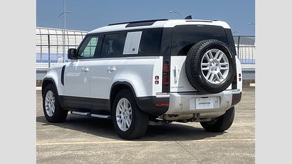 Defender 110 7