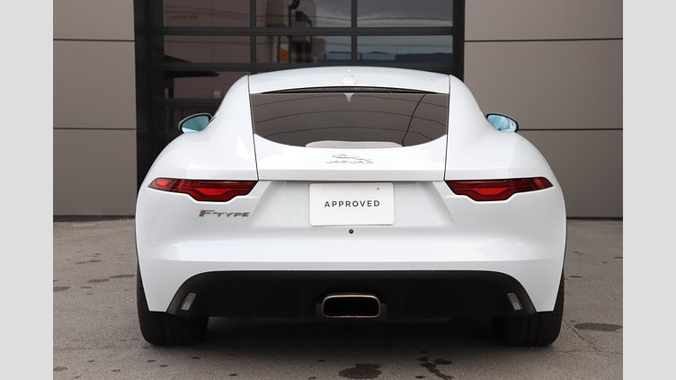 2021 認定中古車 Jaguar F-Type ユーロンホワイト P300 オートマチック 後輪駆動 F-TYPEクーペ