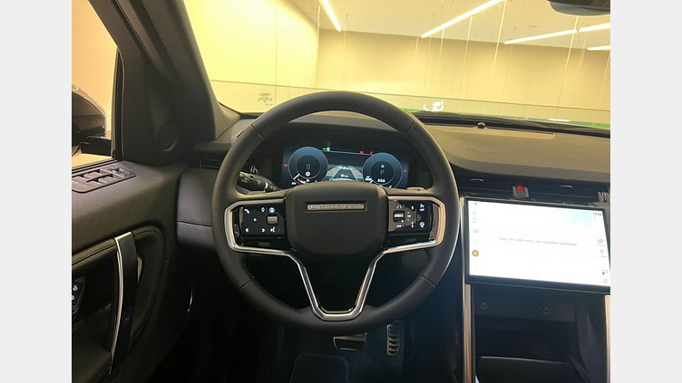 2024 Begagnad Land Rover Discovery Sport Santorini Black  - Metallic Bensin Laddhybrid Standard Wheelbase Dynamic SE